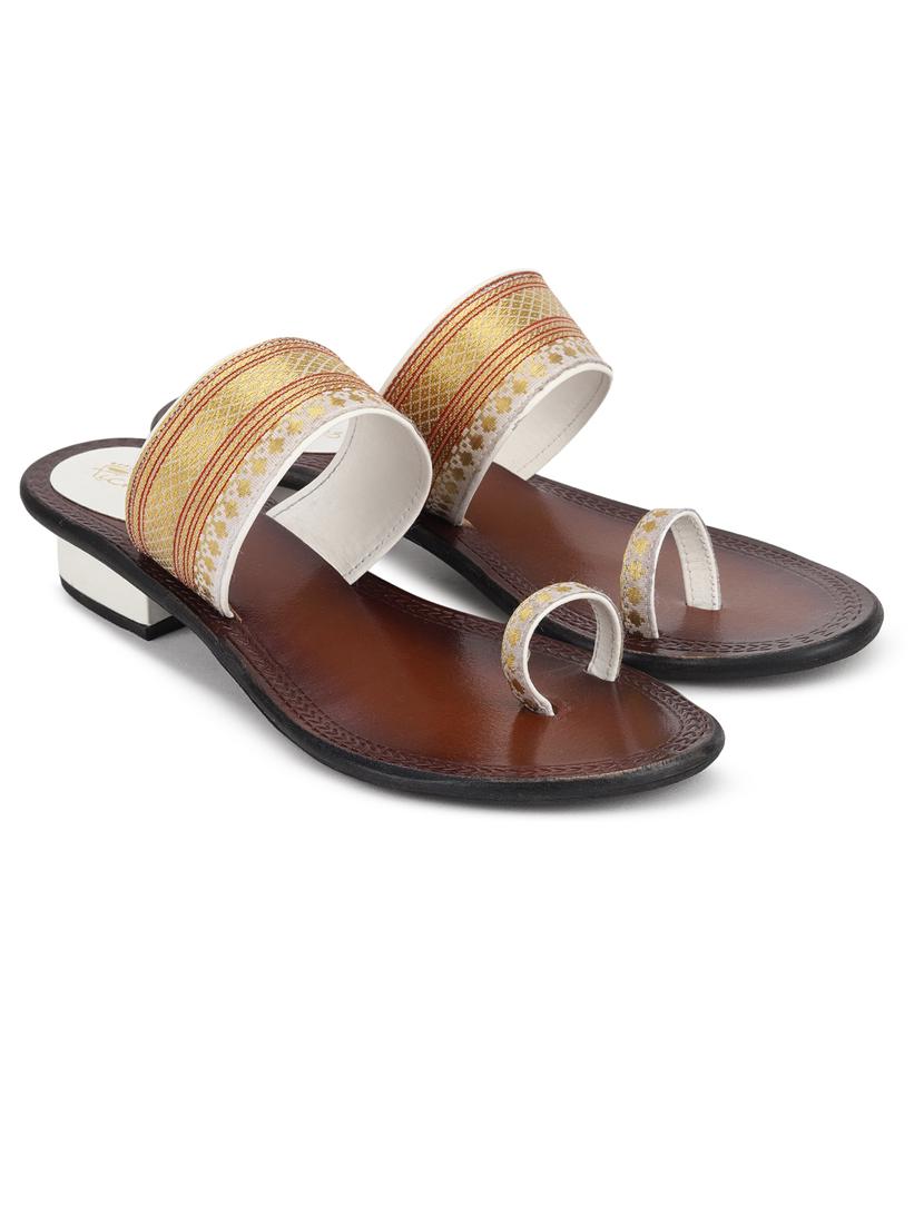women zari work one toe sandal - 21676693 - Standard Image - 1