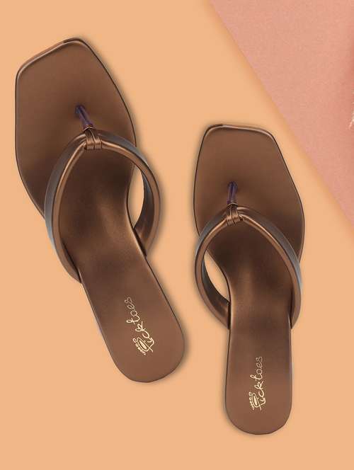 women solid toe separator sandal - 21676799 - Standard Image - 0