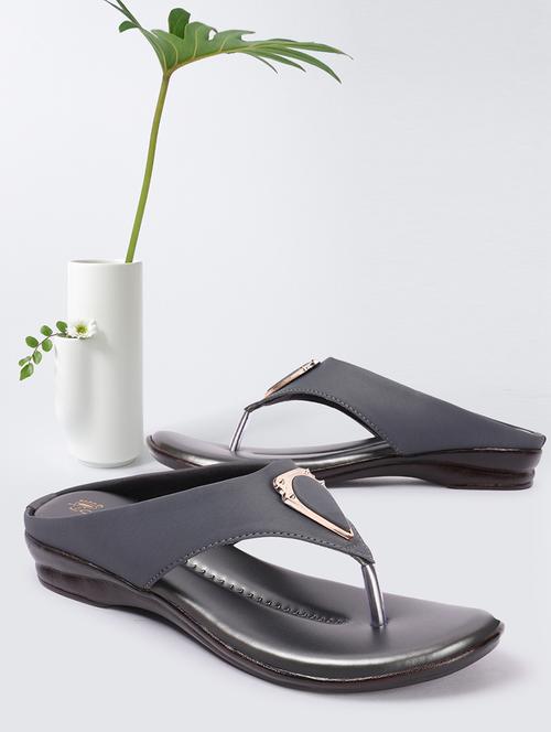 women embelished toe separator wedges - 21676819 -  Standard Image - 0