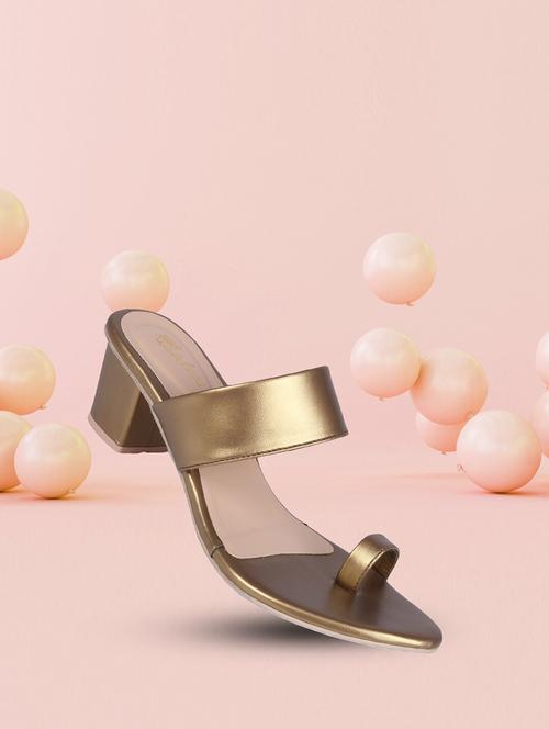 women solid one toe sandal - 21676824 - Standard Image - 0