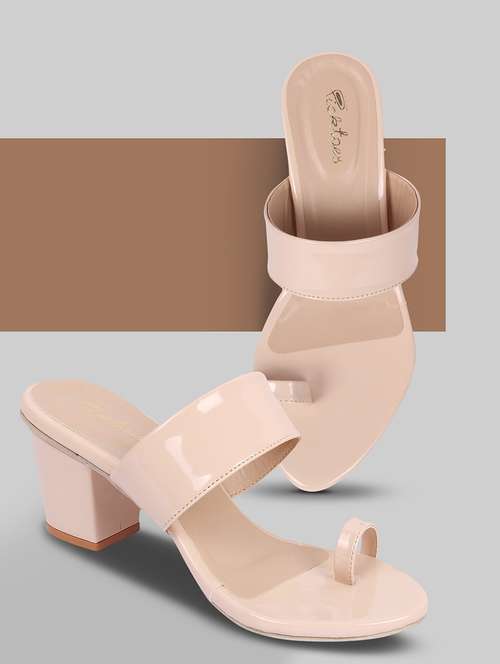 women solid one toe sandal - 21676825 -  Standard Image - 0