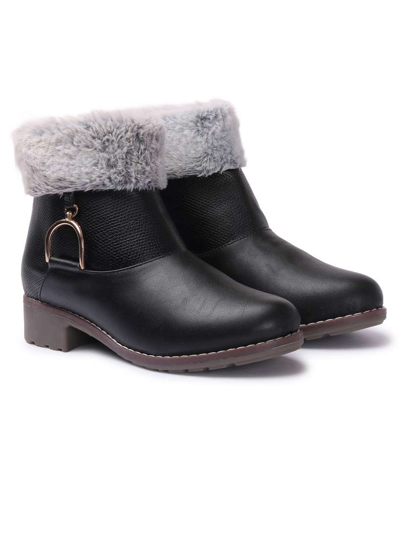 women fur detailed ankle boots