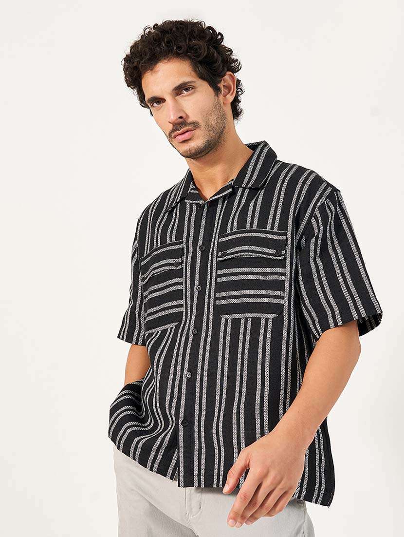 men striped short sleeve over size casual shirt