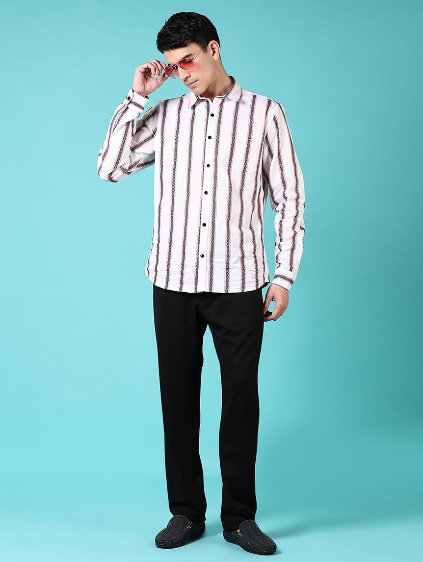 men solid mid rise flat front chinos - 21677754 - Standard Image - 4
