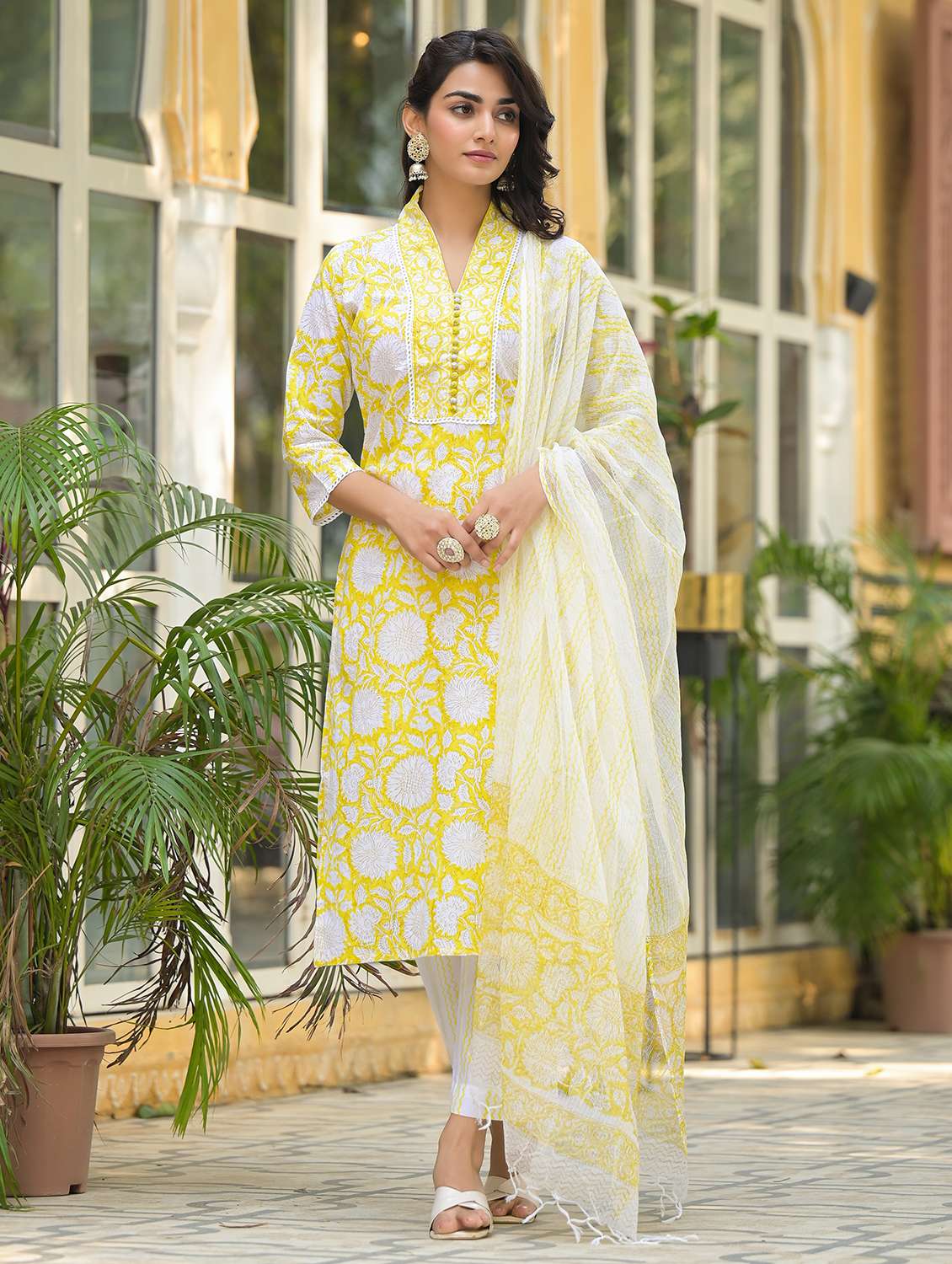 women three quarter sleeve kurta pant with dupatta set