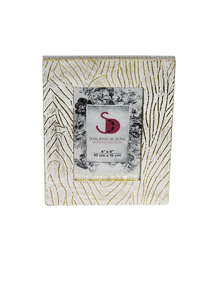 table mounted wood photo frame - 21678507 - Zoom Image - 0