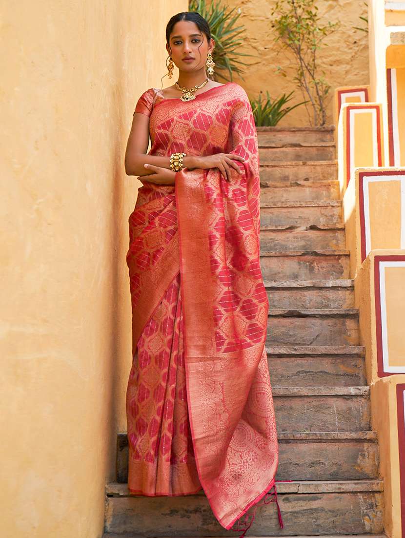 women self design kanjivaram saree with blouse