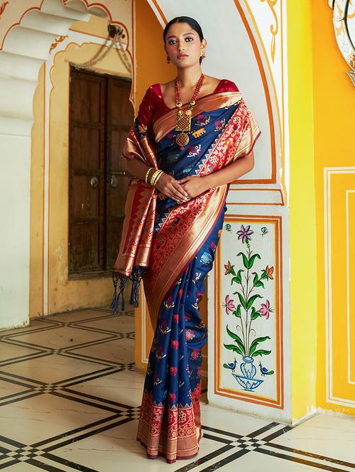 women self design patola saree with blouse - 21678716 - Standard Image - 0