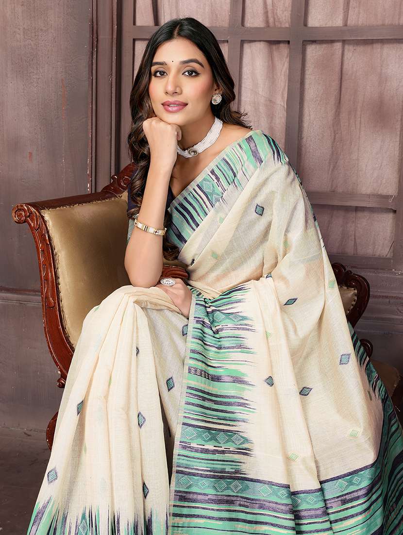 women self design handloom saree with blouse - 21678769 -  Standard Image - 4