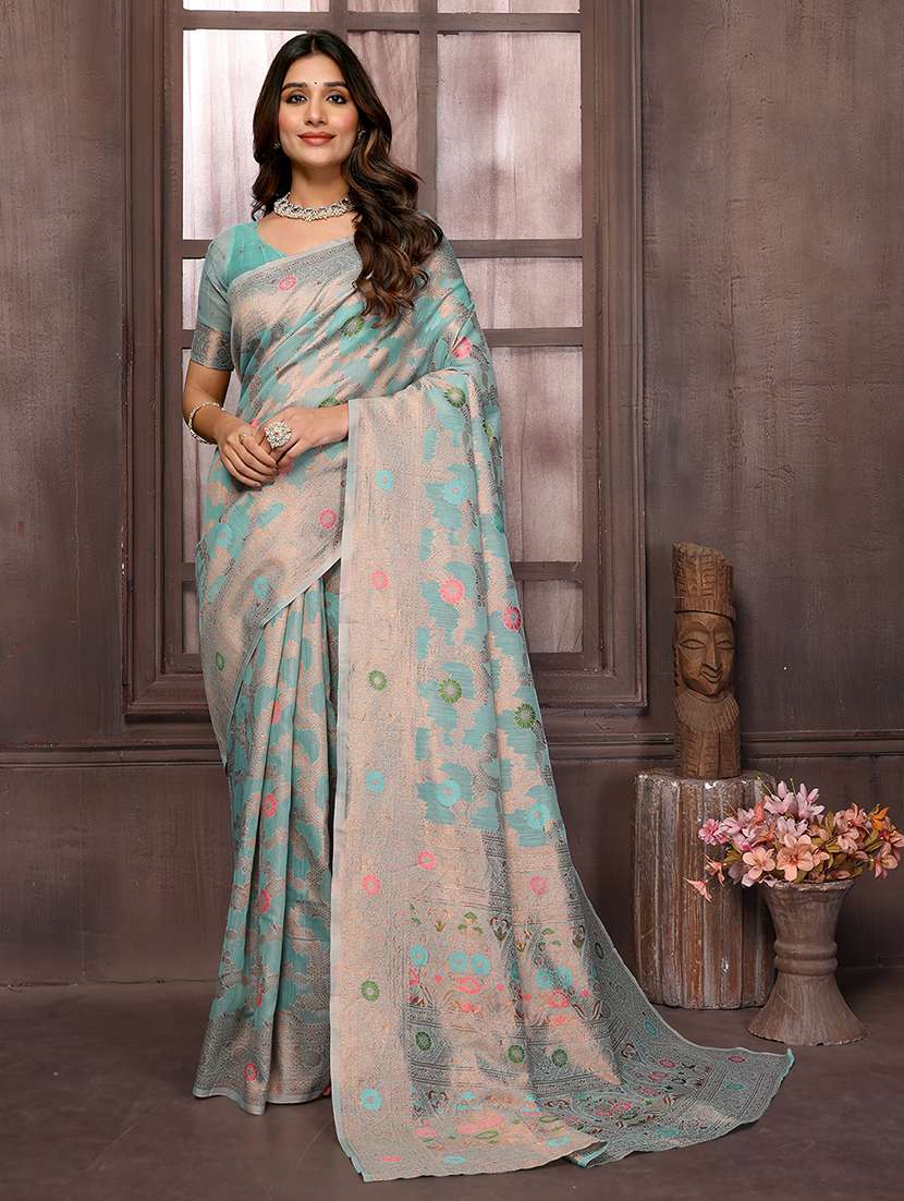women self design banarasi saree with blouse