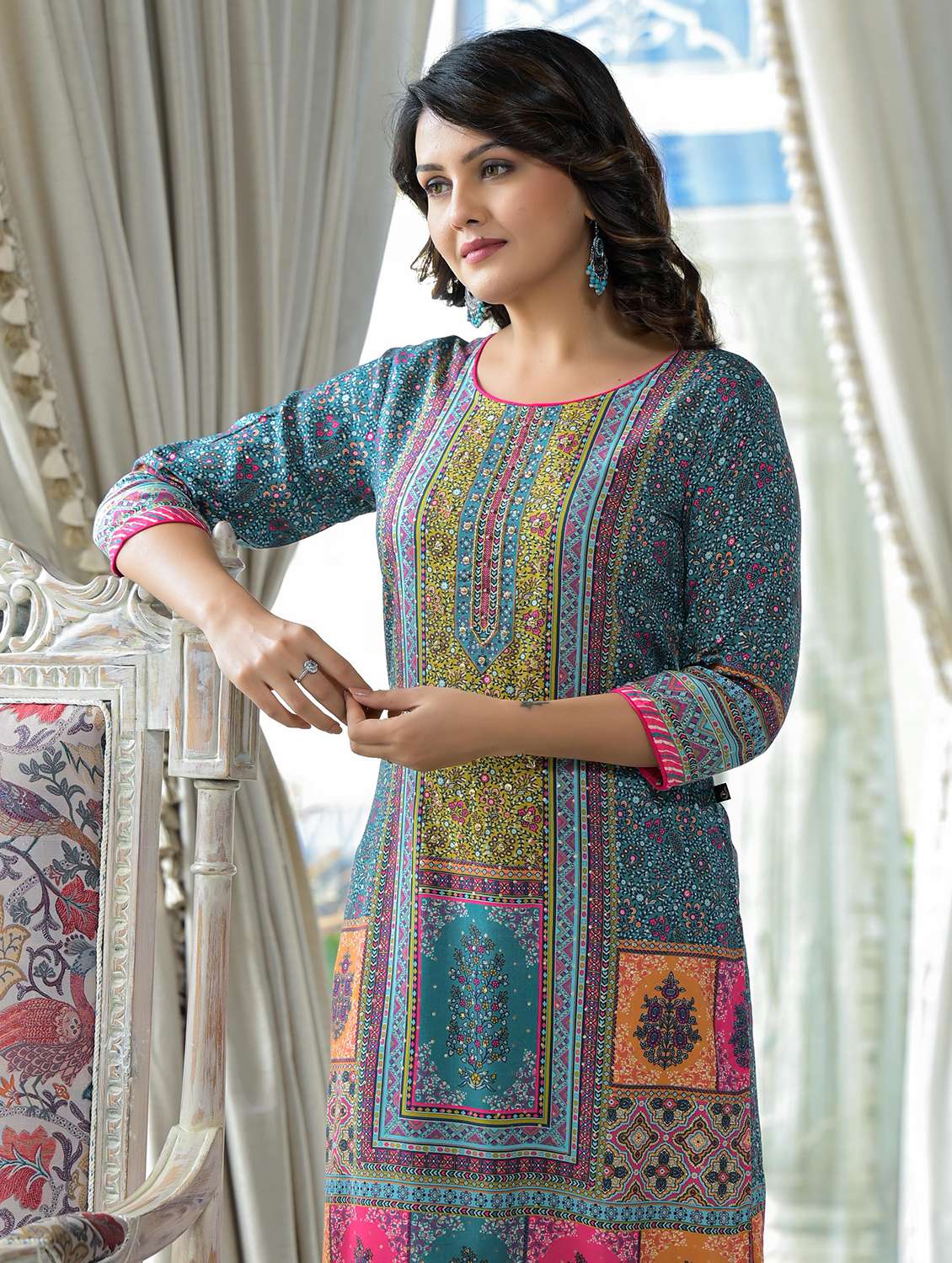women printed round neck straight kurta - 21679204 -  Standard Image - 4