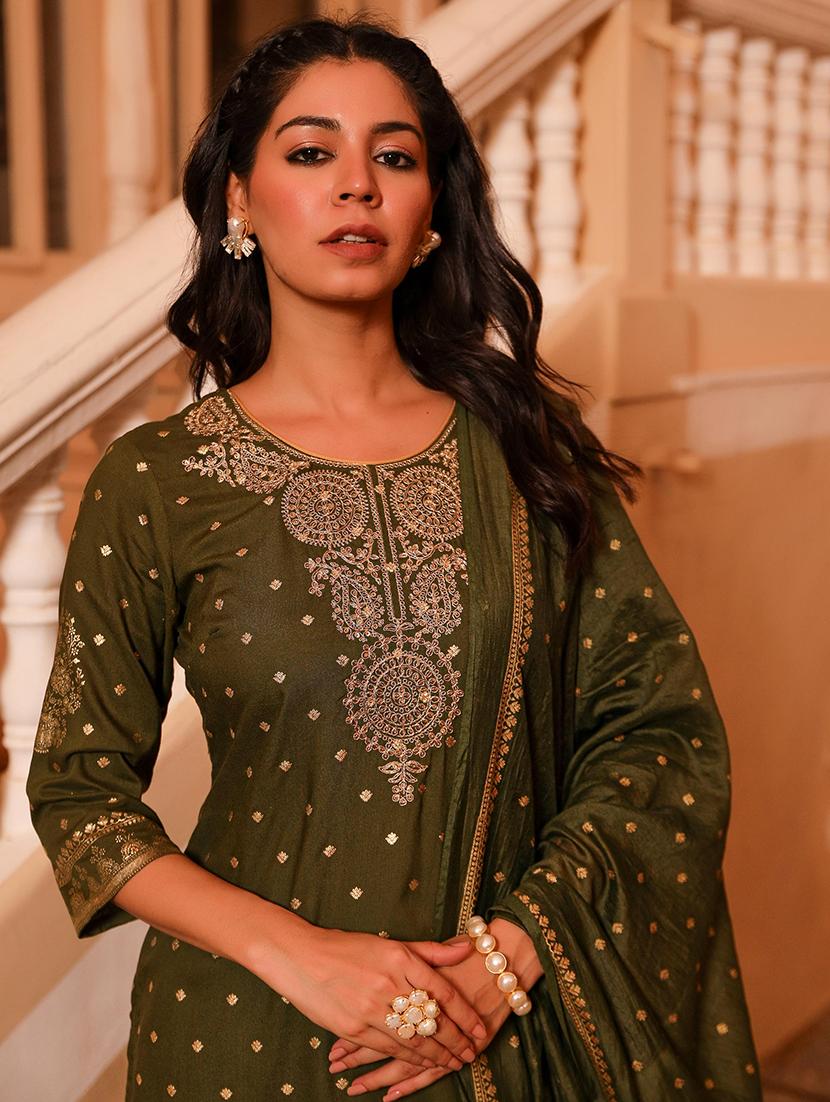 women foil print kurta sharara set with dupatta - 21679240 - Standard Image - 4