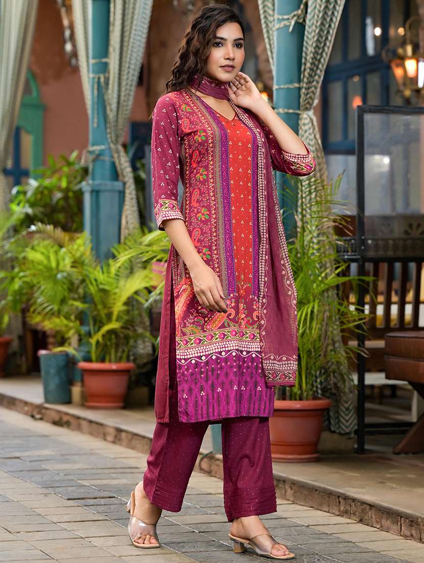 women paisley kurta pant set with dupatta - 21679259 -  Standard Image - 1