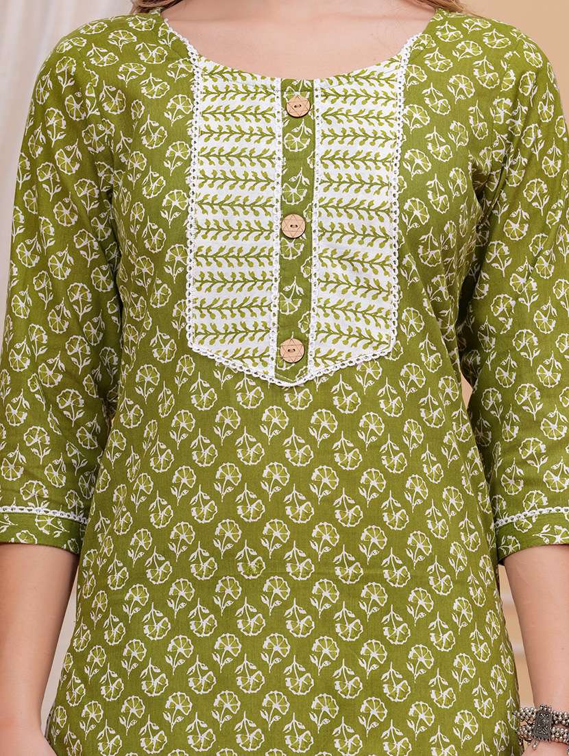 women three quarter sleeve suit set - 21680364 - Standard Image - 4