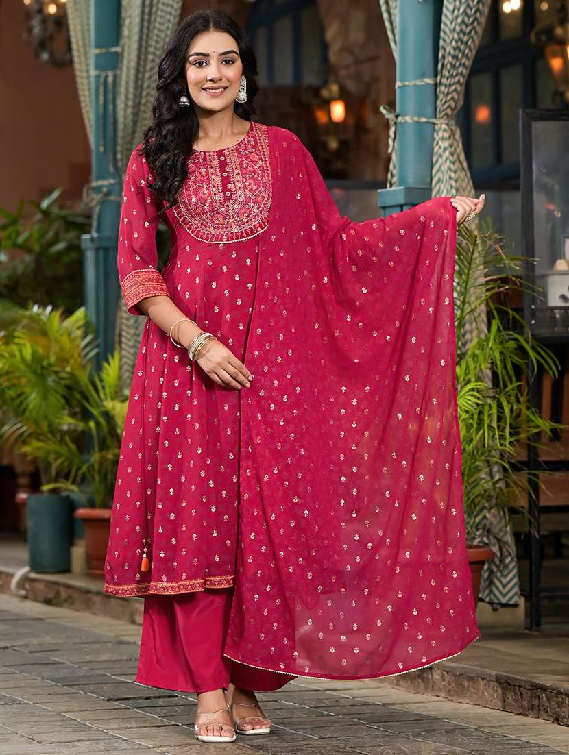 women pink foil print kurta palazzo set with dupatta - 21680458 -  Standard Image - 1