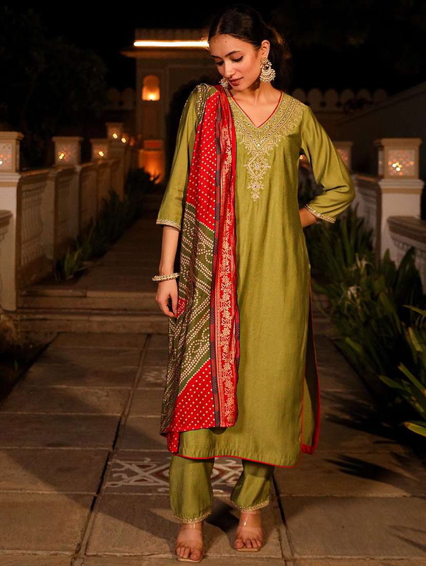 women embroidered kurta pant set with duaptta - 21680473 -  Standard Image - 1