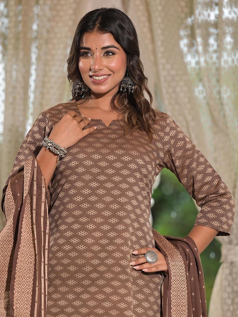women geometric printed kurta pant set with dupatta - 21680493 - Standard Image - 4