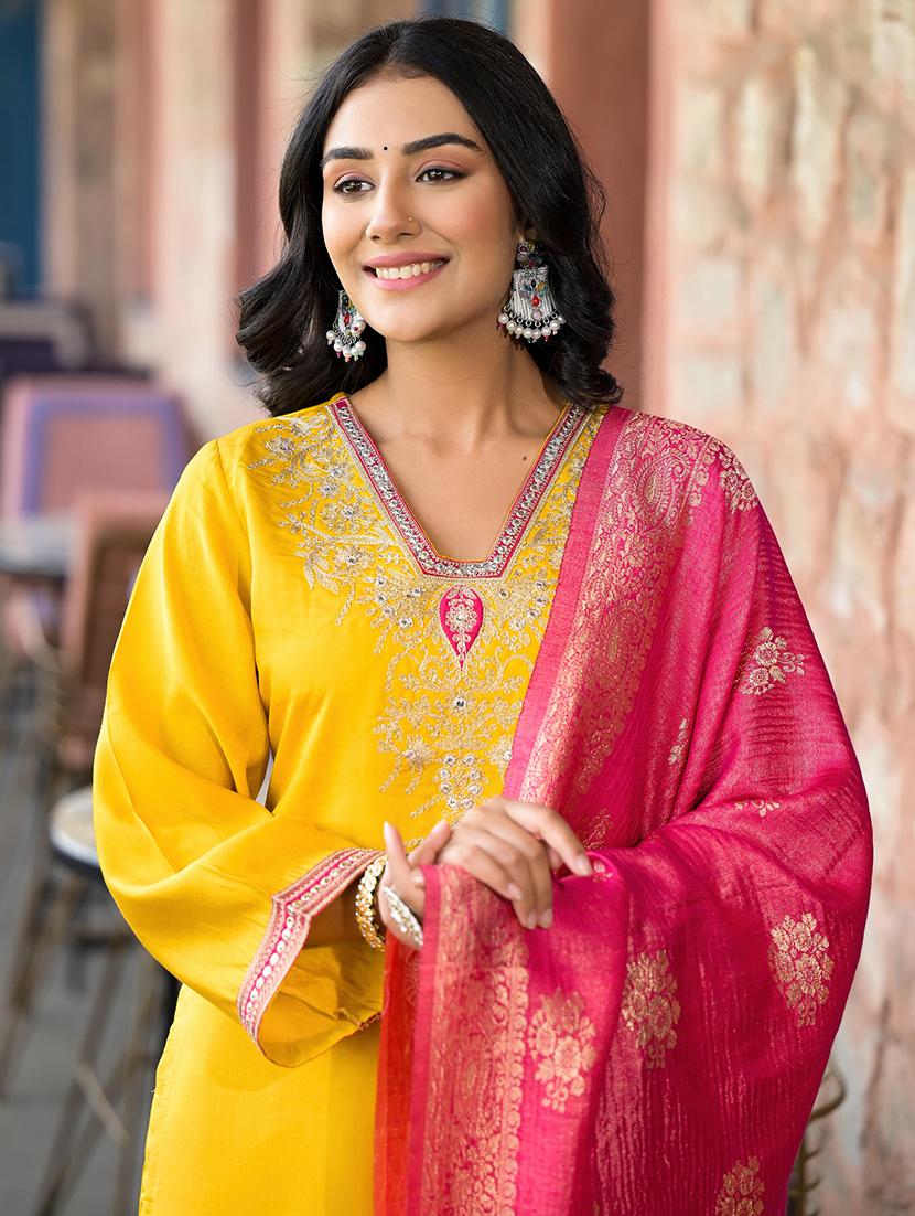 women embroidered kurta palazzo set with dupatta - 21680497 - Standard Image - 4