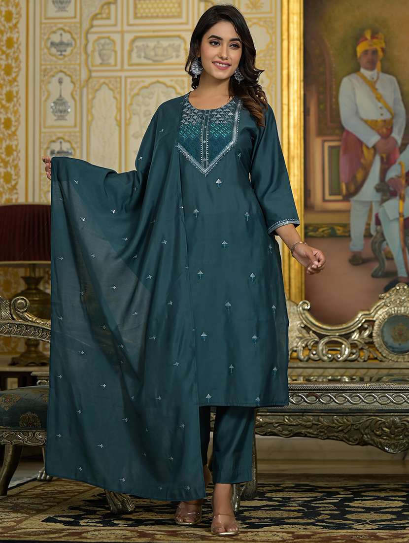 women embroidered kurta pant set with duaptta