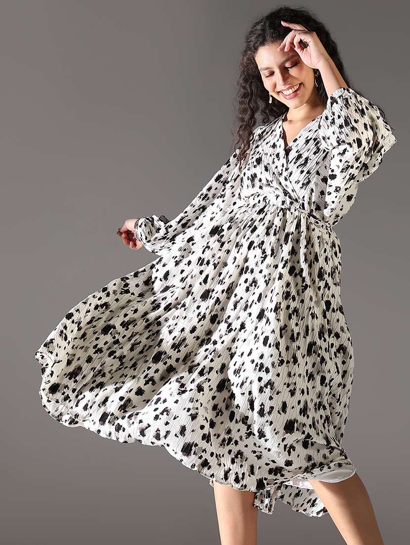 women printed batwing sleeve fit & flare dress - 21682122 -  Standard Image - 1