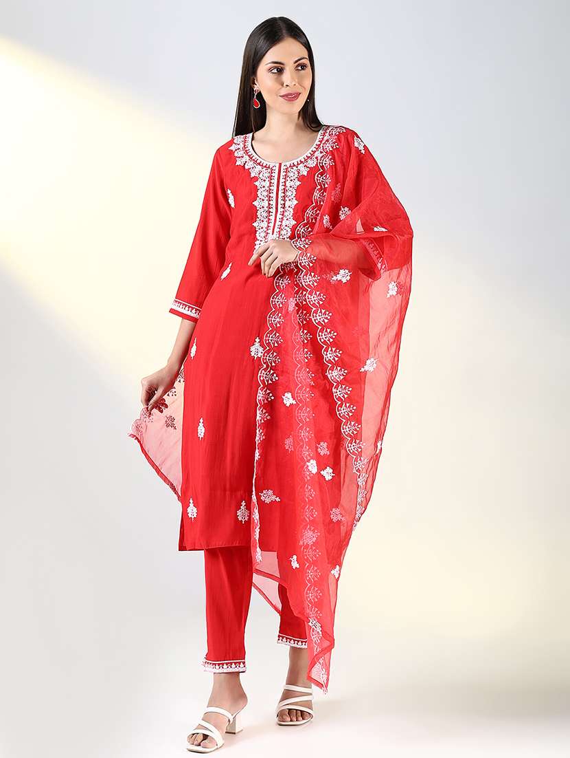 women embroidered kurta pant set with dupatta - 21682165 -  Standard Image - 1