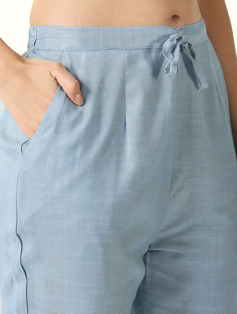 women stripes kurta pant set with dupatta - 21682185 -  Standard Image - 6