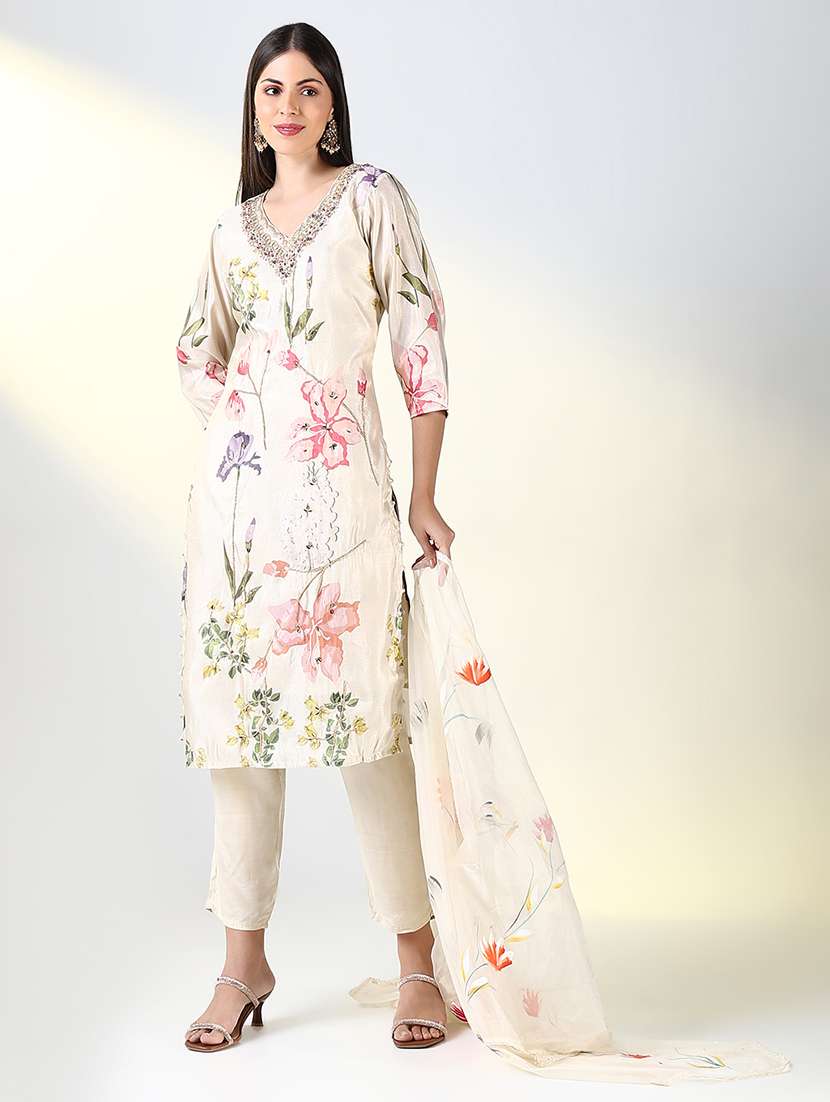 women floral printed kurta pant set with dupatta - 21682204 -  Standard Image - 1