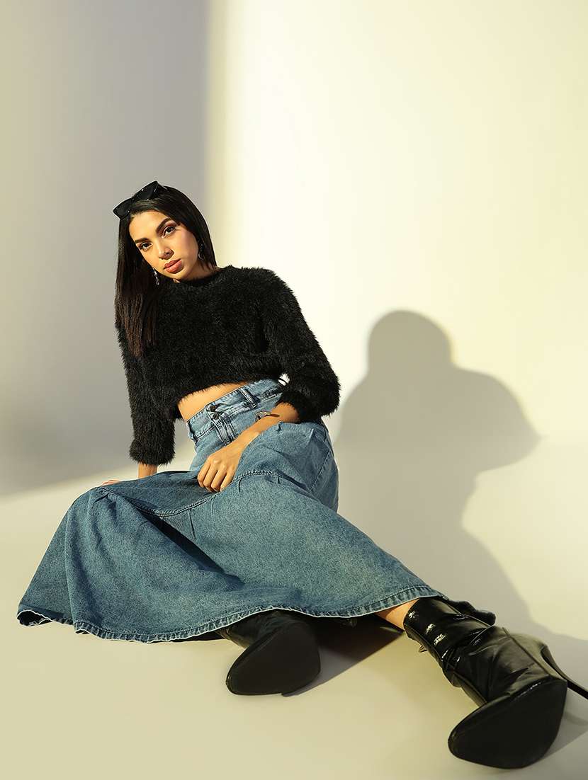women black solid long sleeve crop top - 21682245 - Standard Image - 4