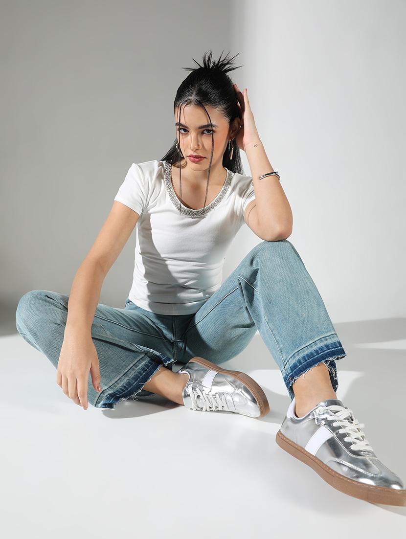 women white solid short sleeve top - 21682253 - Standard Image - 4
