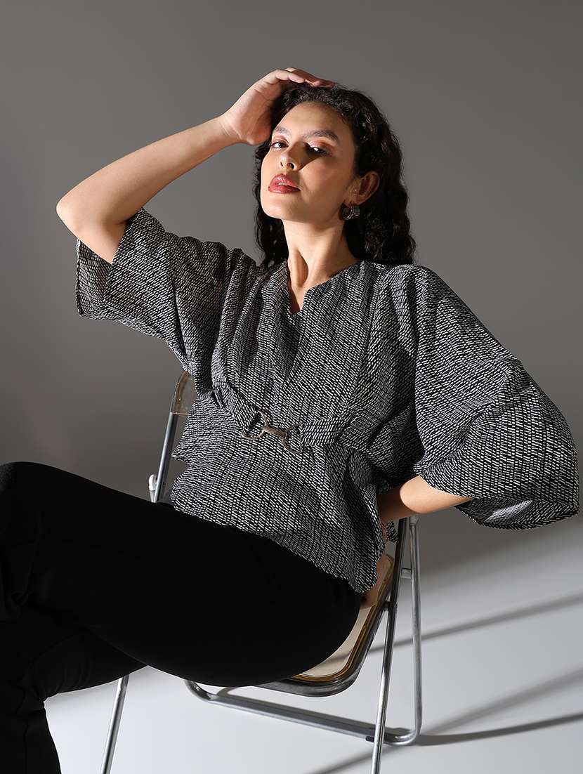 women black printed v neck top - 21682323 -  Standard Image - 1