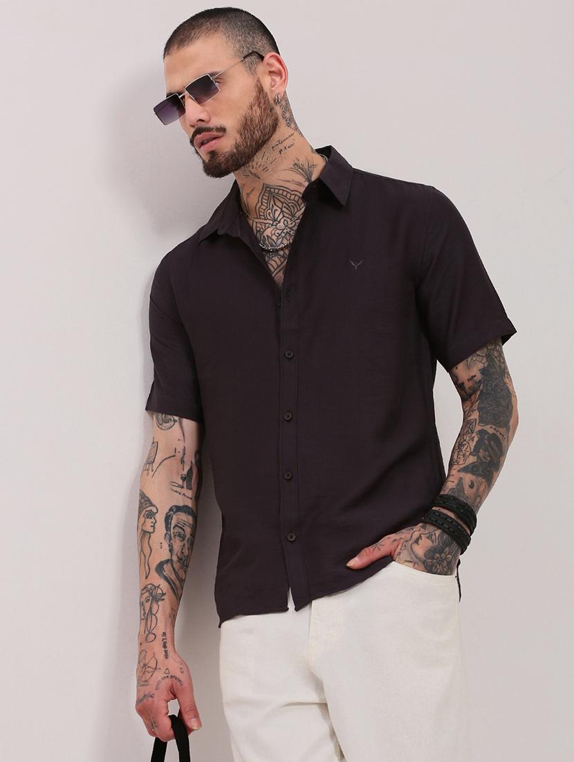 men short sleeves solid casual shirt - 21682358 -  Standard Image - 1