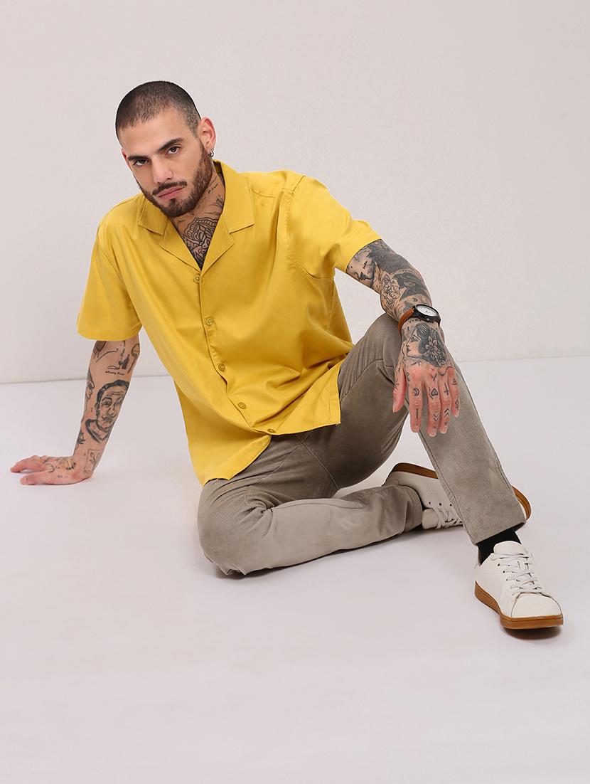 men short sleeves solid casual shirt - 21682381 - Standard Image - 4