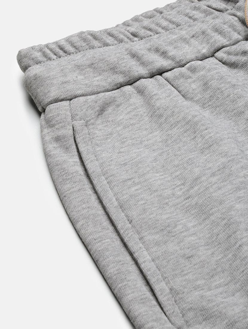 men mid rise solid shorts - 21682396 - Standard Image - 6