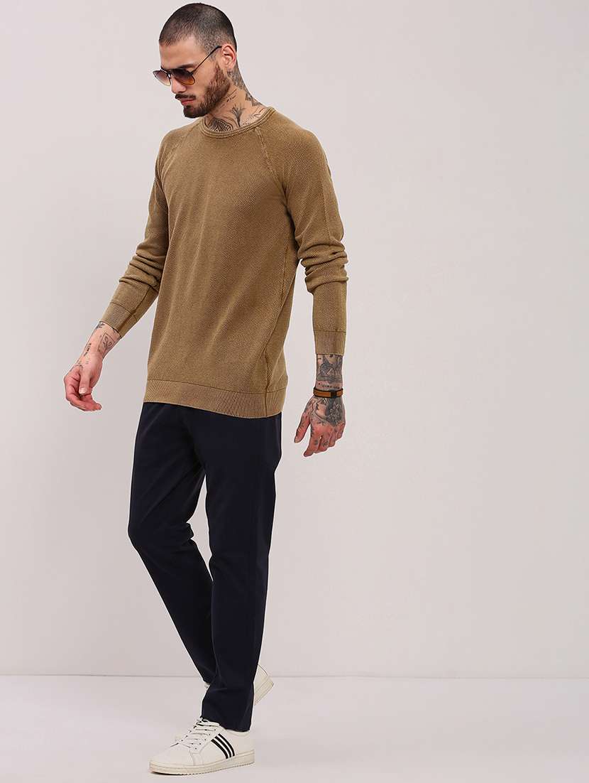men long sleeves plain pullover - 21682414 -  Standard Image - 4