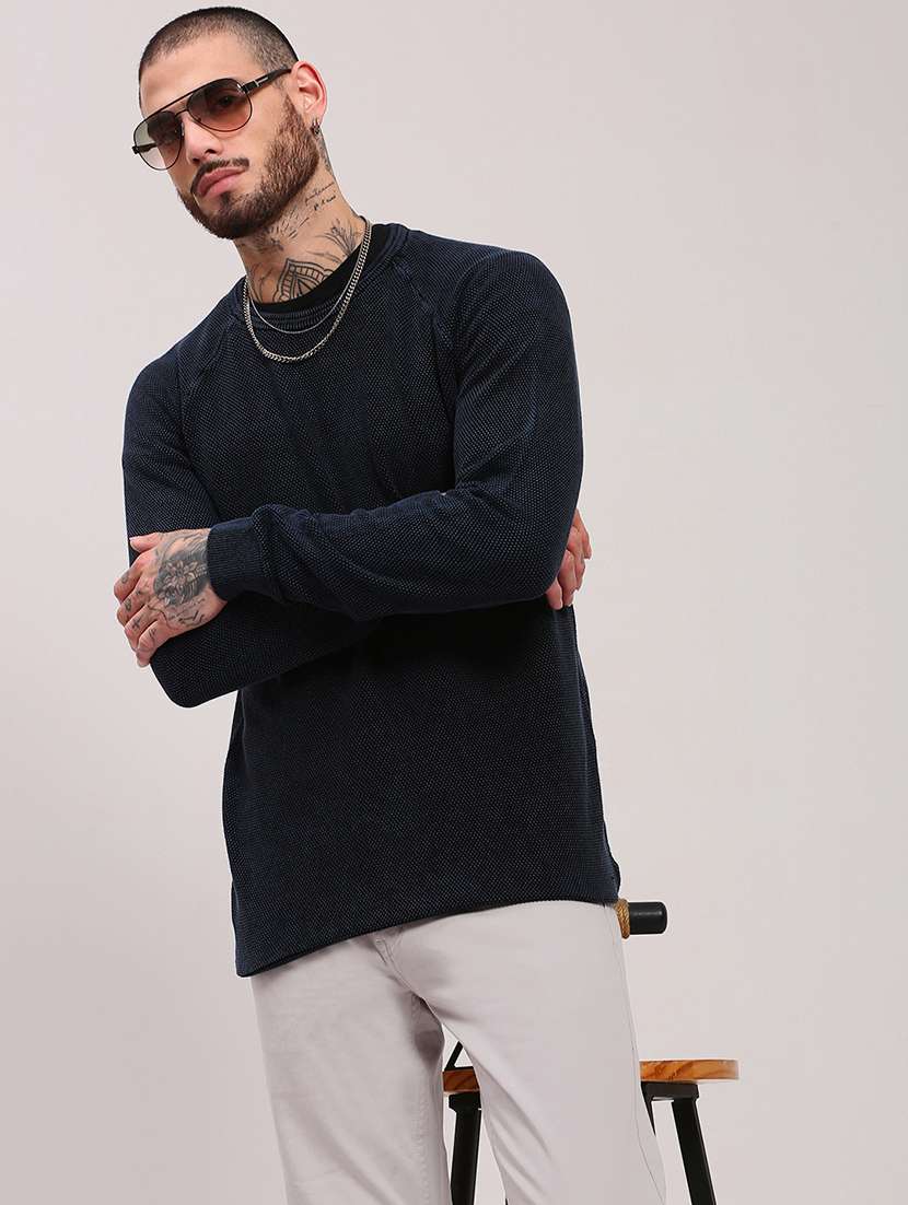 men long sleeves plain pullover - 21682415 -  Standard Image - 1