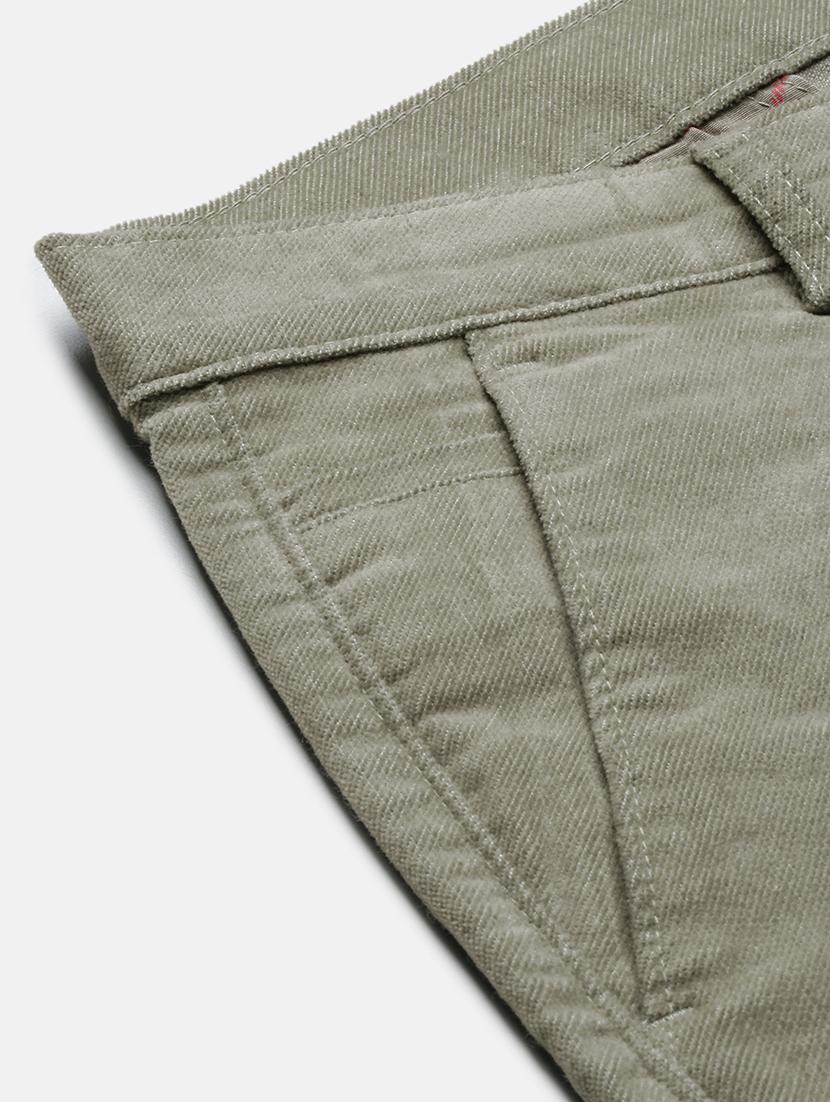 men low rise solid chinos - 21682451 - Standard Image - 6