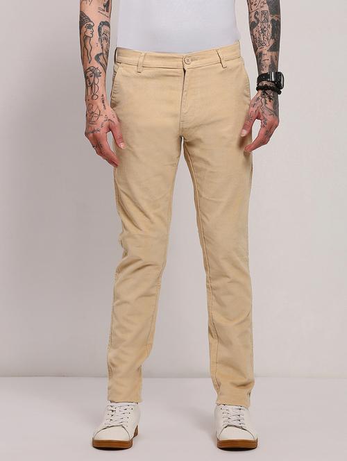 men low rise solid chinos - 21682454 -  Standard Image - 0