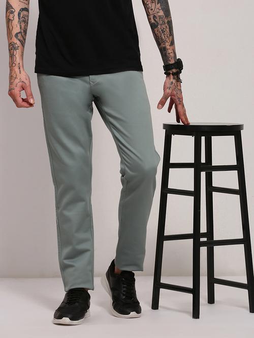 men low rise solid chinos - 21682456 -  Standard Image - 0