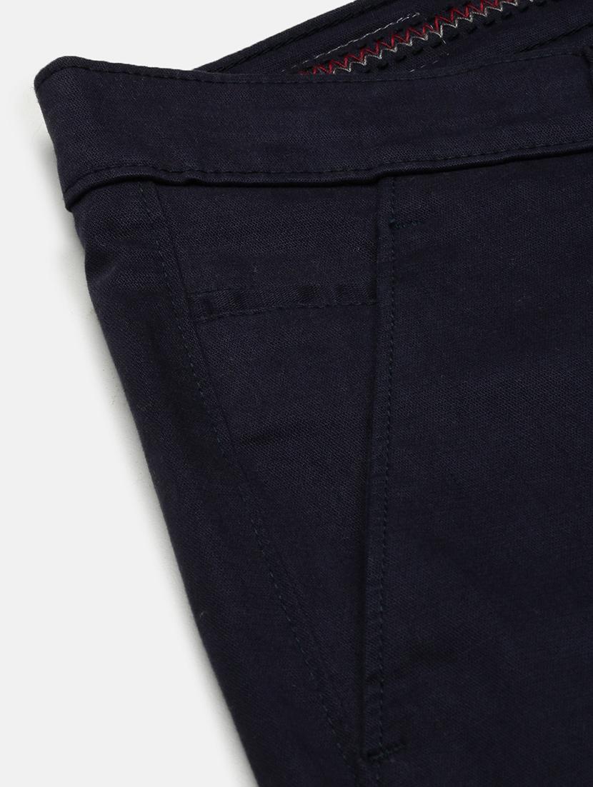 men low rise solid chinos - 21682458 - Standard Image - 6