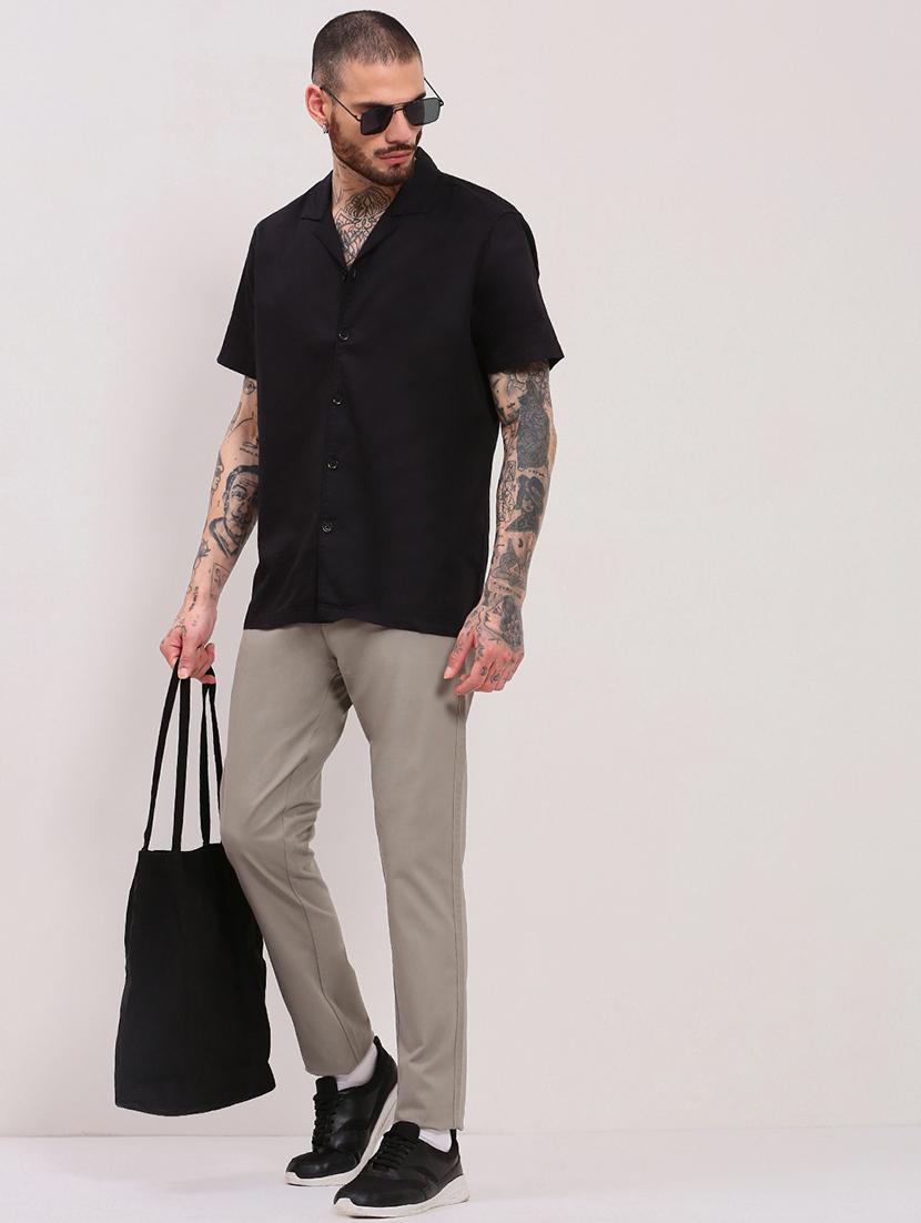 men low rise solid chinos - 21682459 - Standard Image - 4