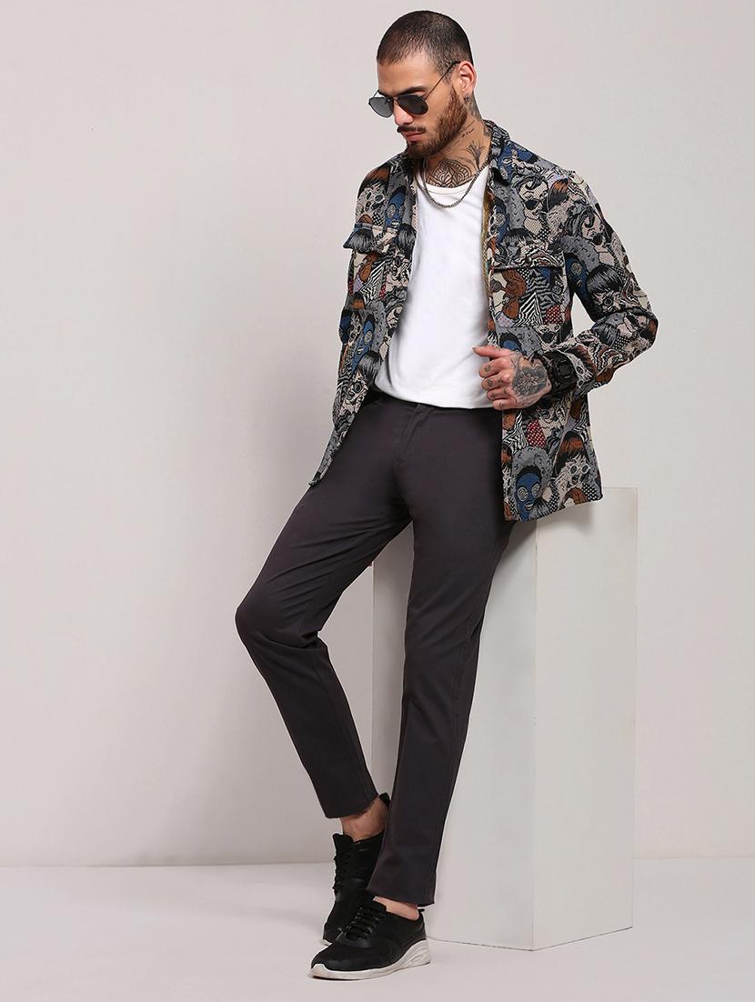 men low rise solid chinos - 21682460 - Standard Image - 4