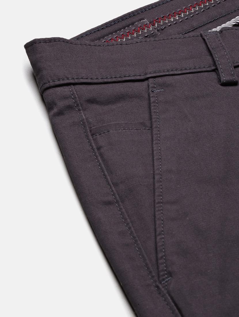 men low rise solid chinos - 21682460 - Standard Image - 6