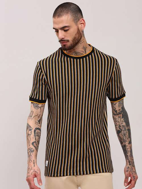 men short sleeves striped t-shirt - 21682482 - Standard Image - 0