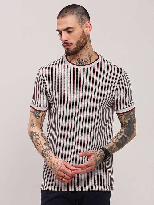 men short sleeves striped t-shirt - 21682484 -  Standard Image - 0