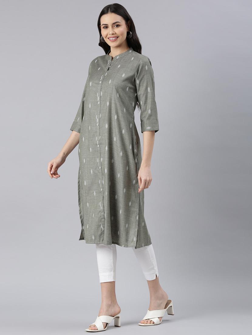 women self design three quarter sleeve a-line kurta - 21682670 - Zoom Image - 0