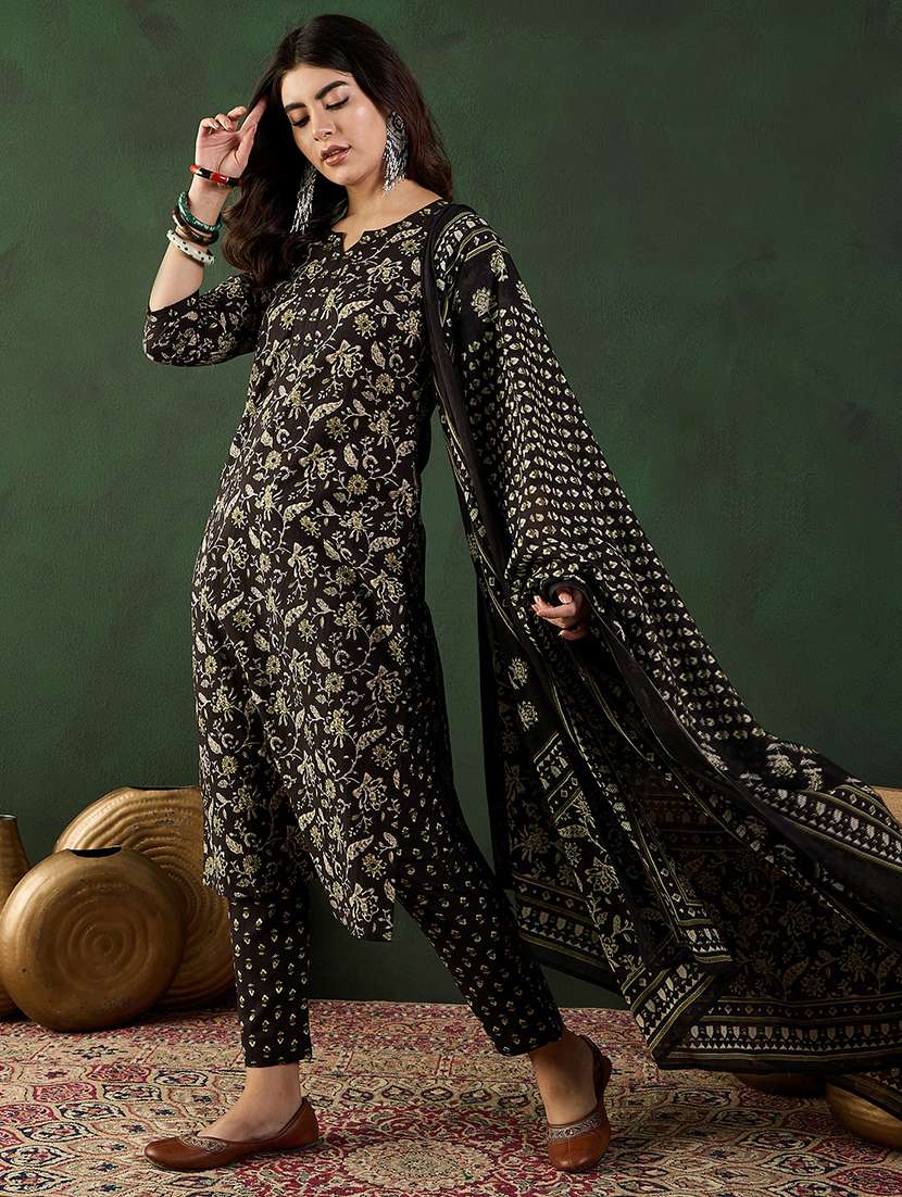 women three quarter sleeve kurta pant with dupatta set