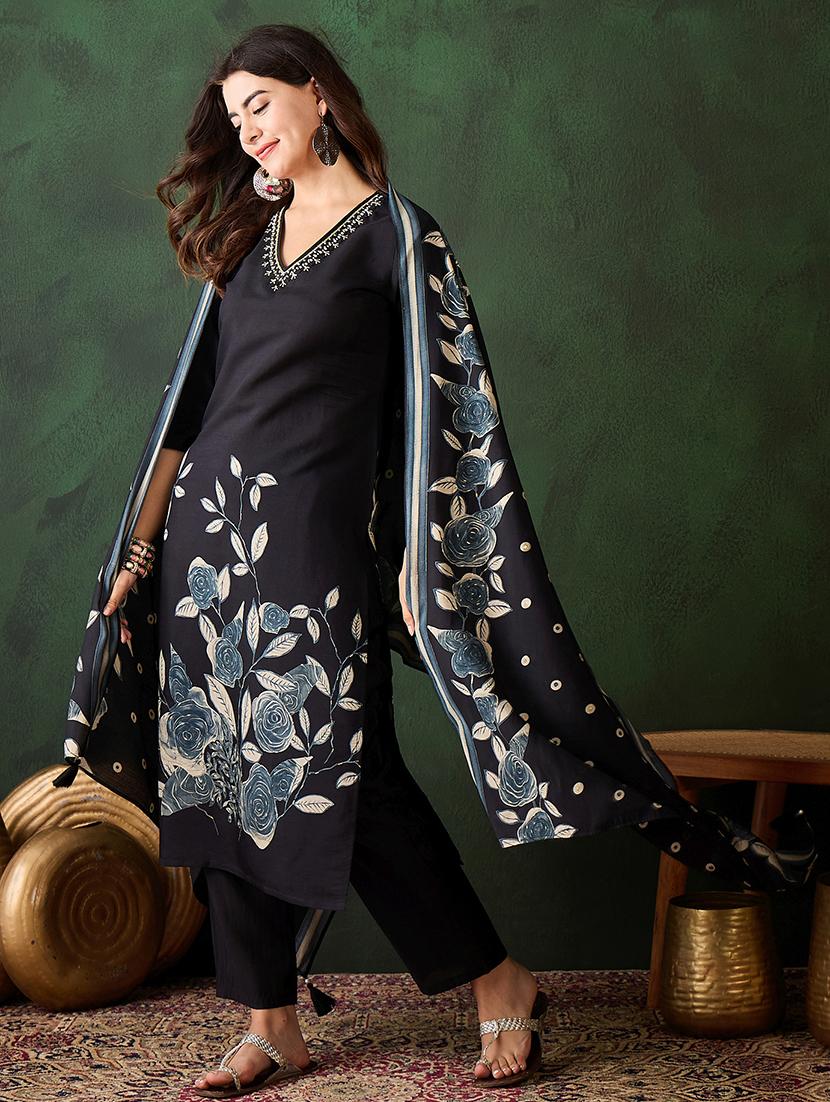 women three quarter sleeve kurta pant with dupatta set - 21683633 - Standard Image - 1