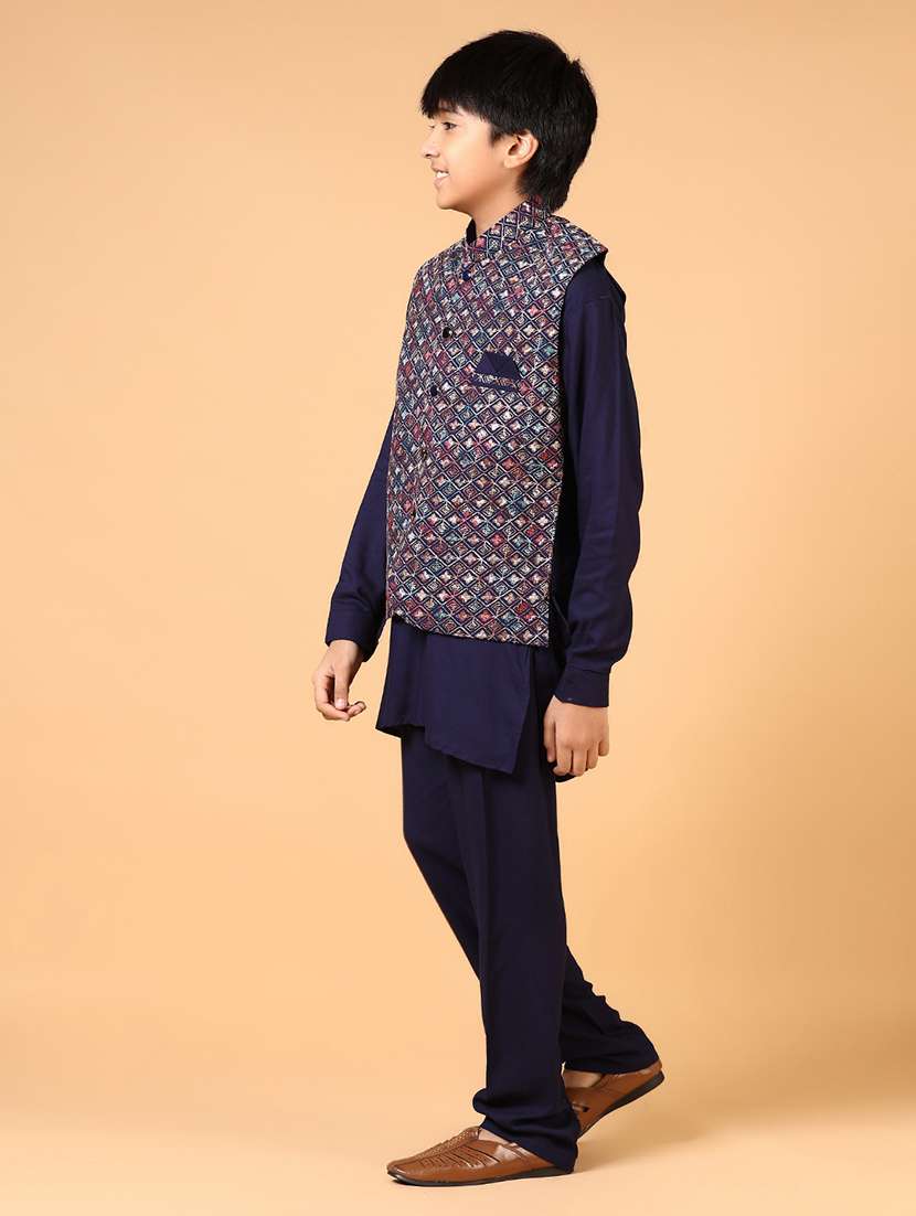 boys solid kurta pyjama with embroidered jacket - 21683983 - Standard Image - 6