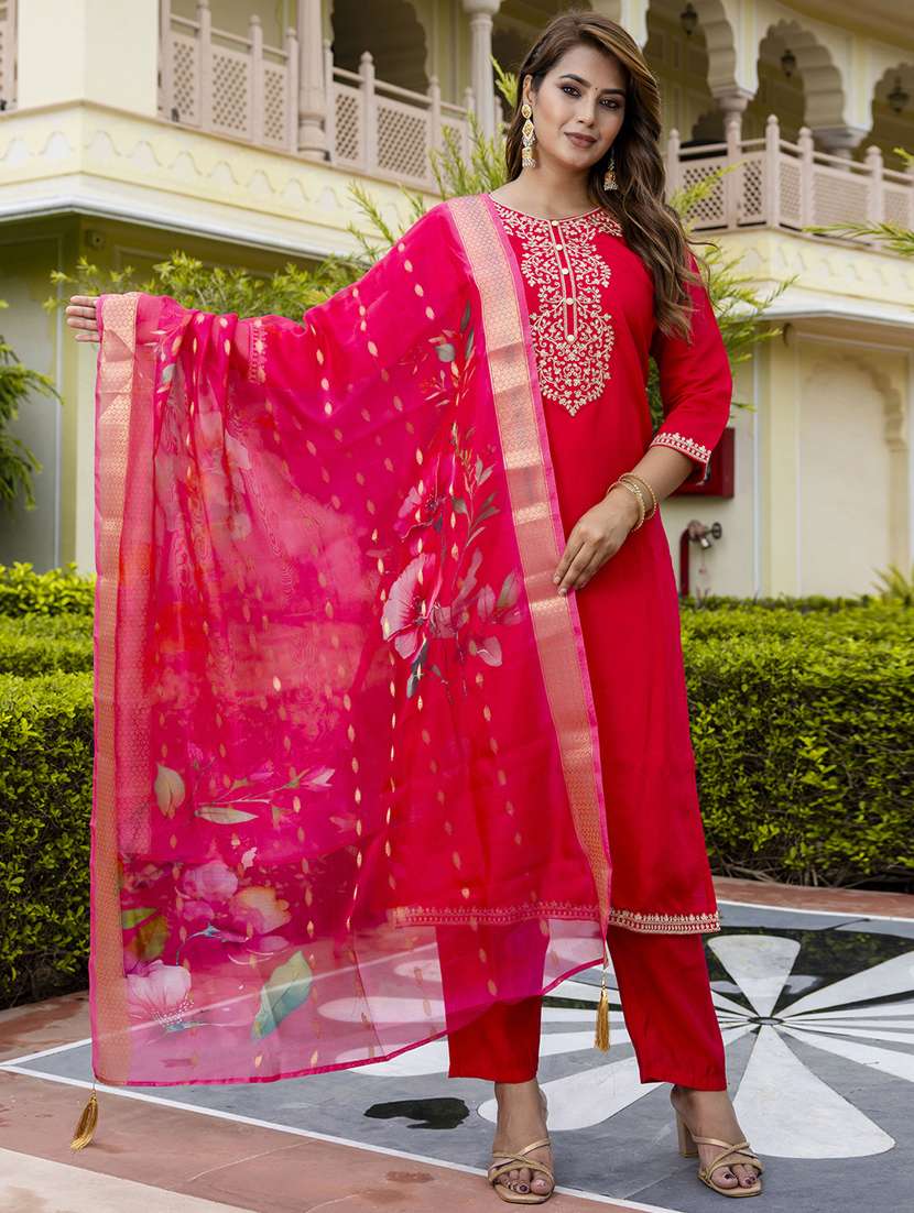 women three quarter sleeve kurta pant with dupatta set