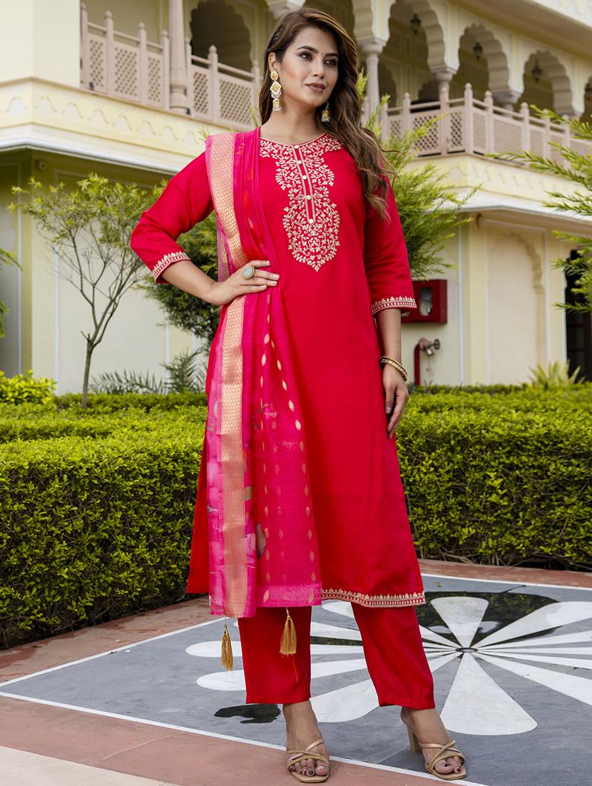 women three quarter sleeve kurta pant with dupatta set - 21684167 - Standard Image - 1